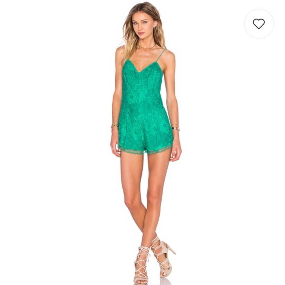 NWT NBD Reign Lace Romper in Summer Green Sz. S
